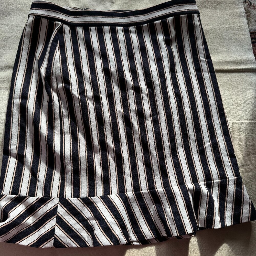 Ann Taylor Skirt Womens Sz 10 Pencil Straight Striped Black Work Career Fall